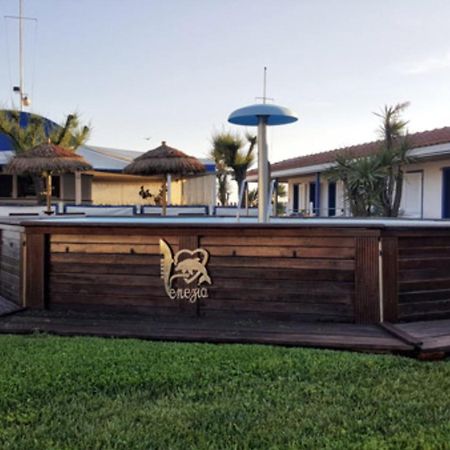 Bed And Breakfast Bagno Venezia Marina Di Carrara Luaran gambar