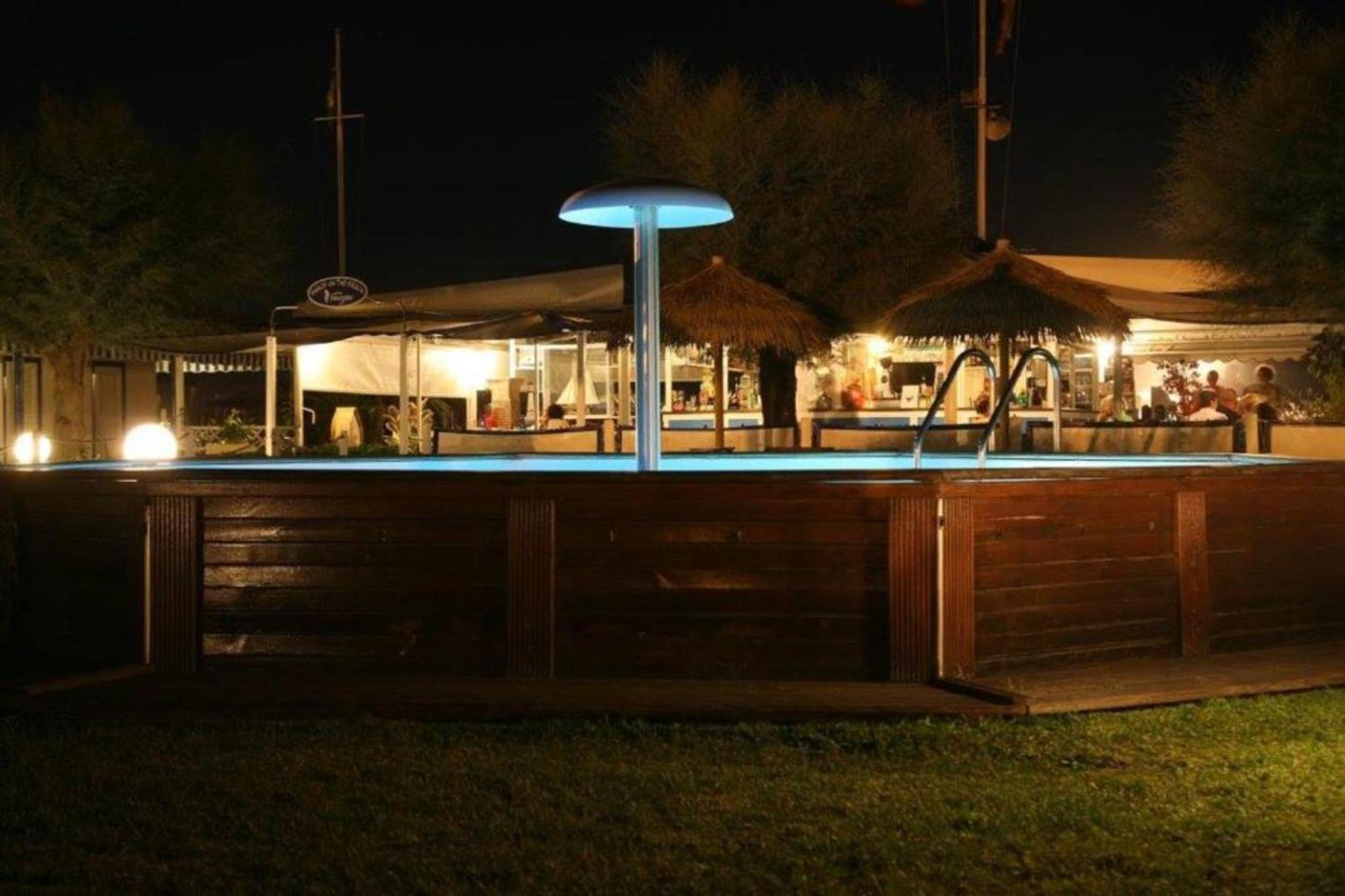 Bed And Breakfast Bagno Venezia Marina Di Carrara Luaran gambar