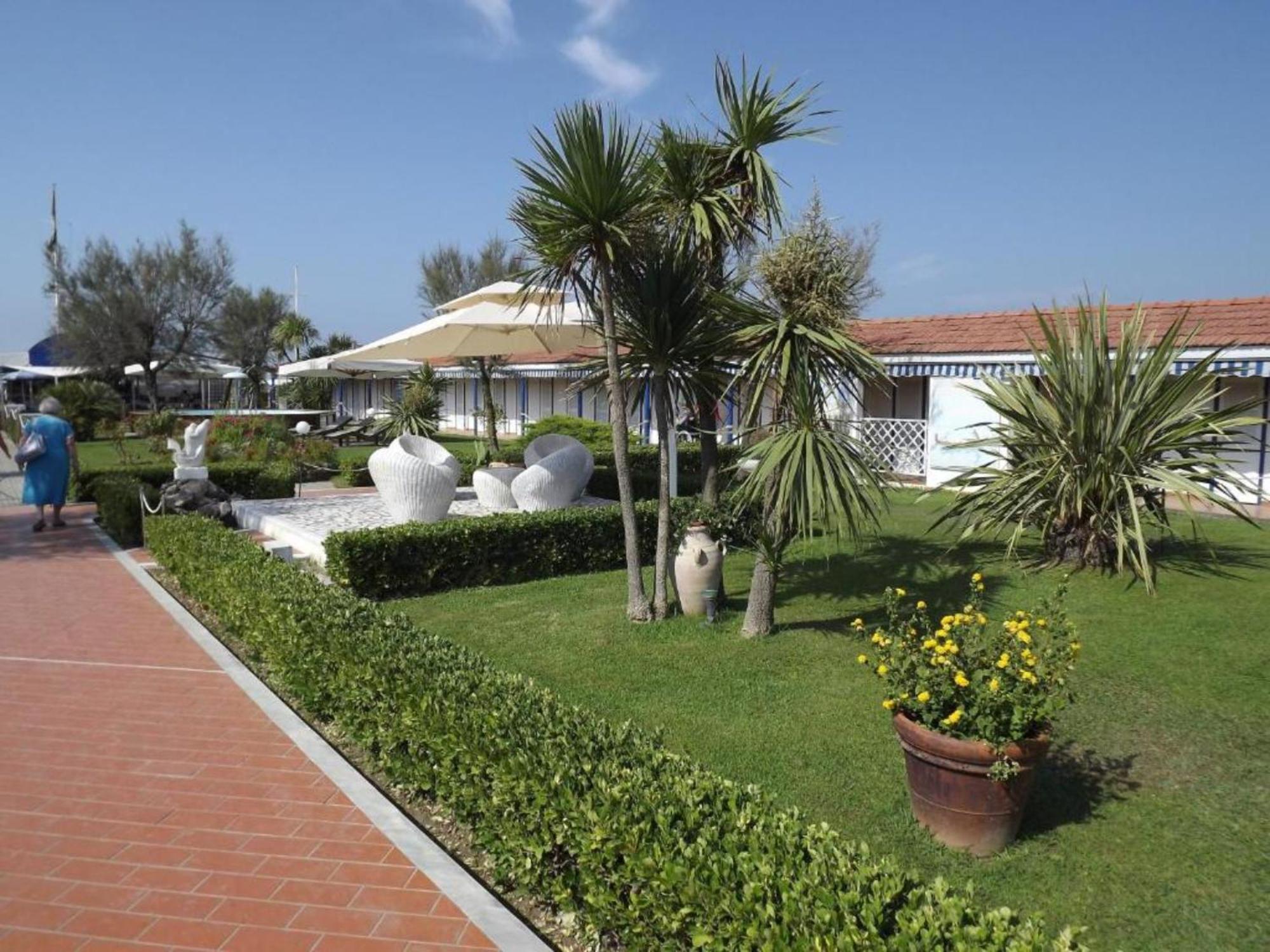 Bed And Breakfast Bagno Venezia Marina Di Carrara Luaran gambar